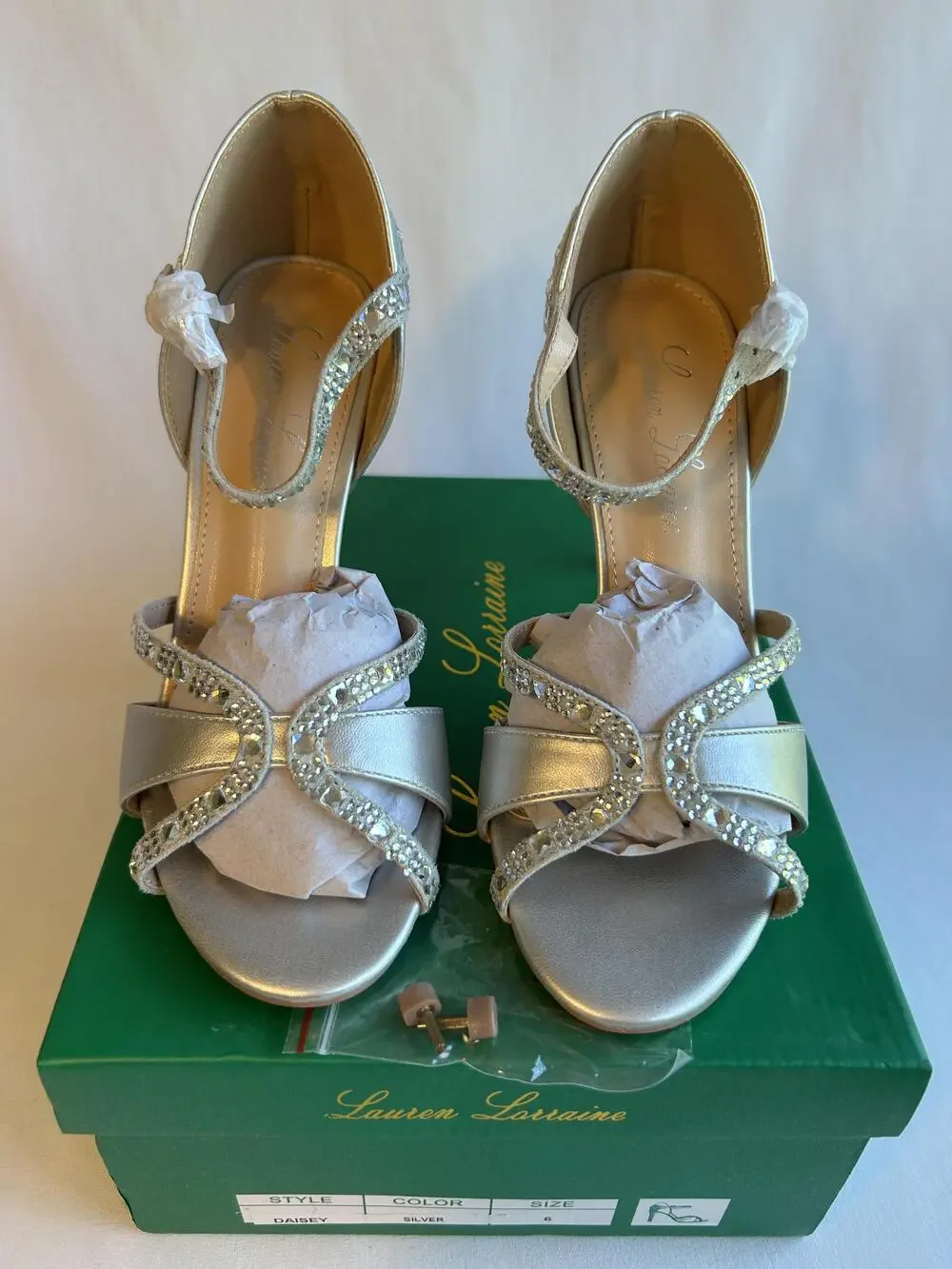 Lauren Lorraine Shoes Womens Size 6 Silver Daisey Crystal Heels Sandals Dress